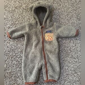 Patagonia Furry Friends Bear Baby Infant Bunting Suit